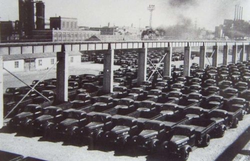 上海第一汽车制造厂？