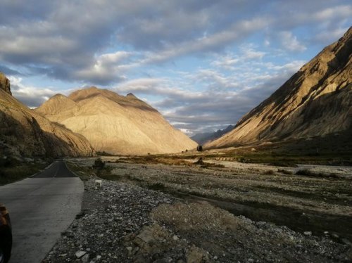 喀什至塔县的314国道风景