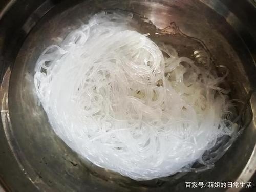 粉丝用开水烫一下就能吃吗