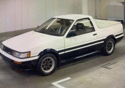 ae86是三门车吗？